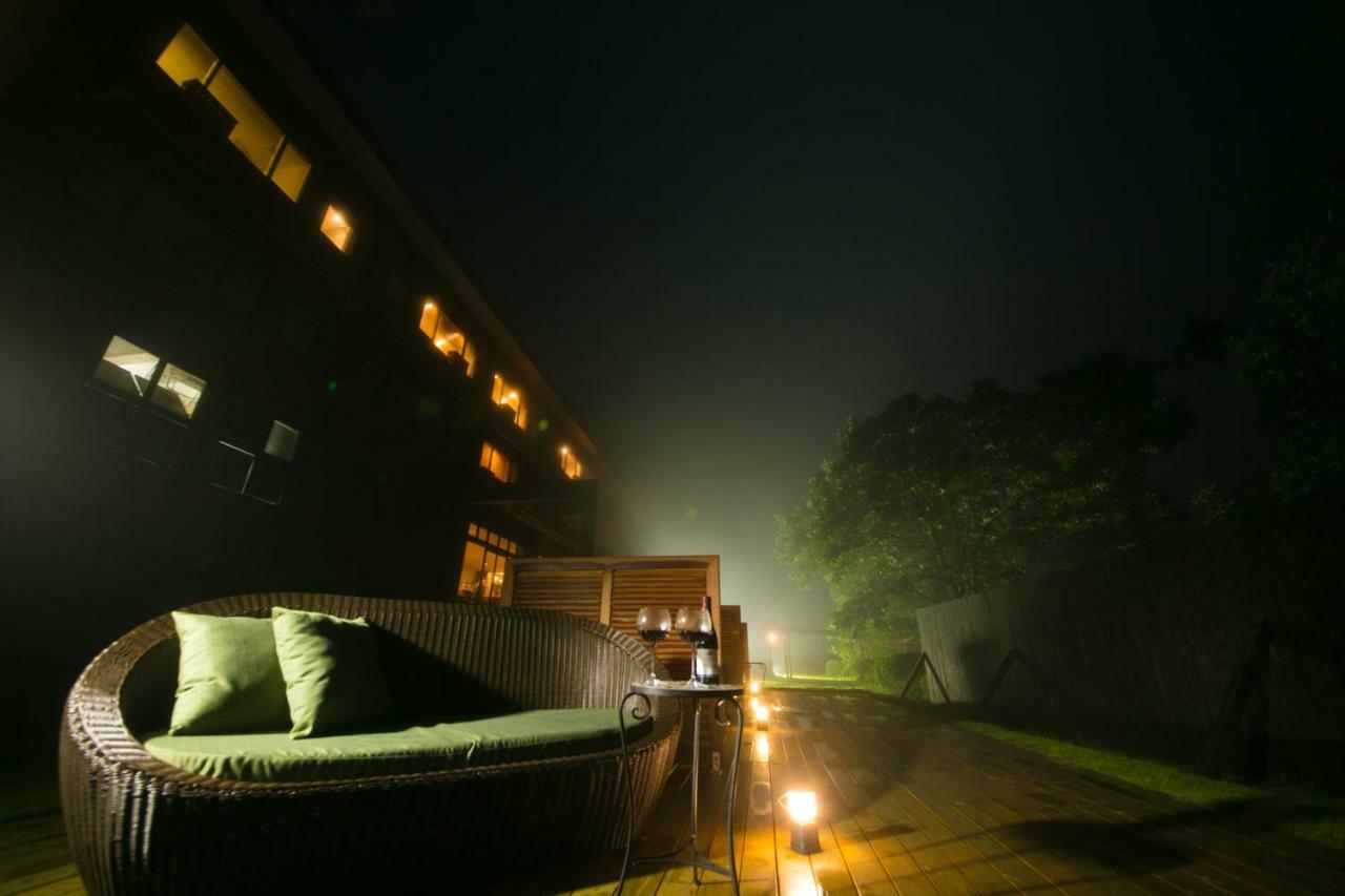 The Guernsey Hotel & Resort Taketa Exterior photo